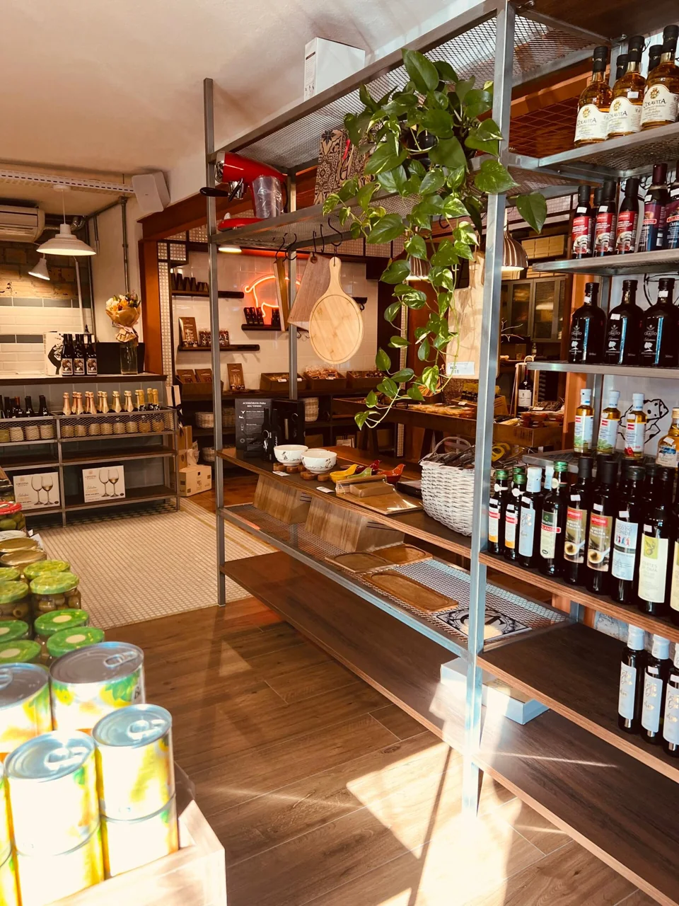 Ambiente e seleção de produtos da Casa Apollonia — fotografia 4