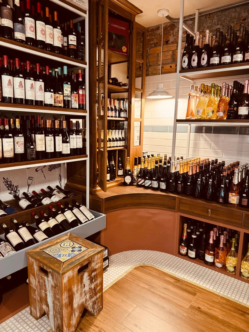 Ambiente e seleção de produtos da Casa Apollonia — fotografia 8